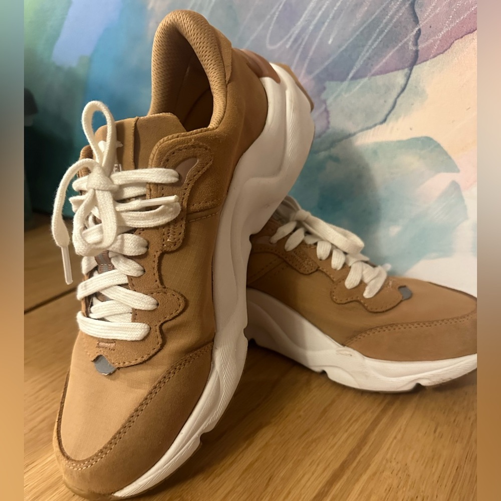 Sorel Tan and White Women's Athletic Sneakers - Picture 5 of 9